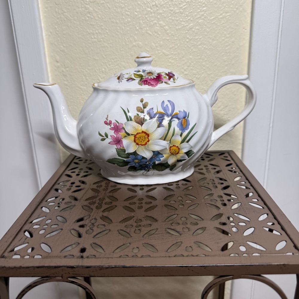 Charming Floral Ceramic Teapot